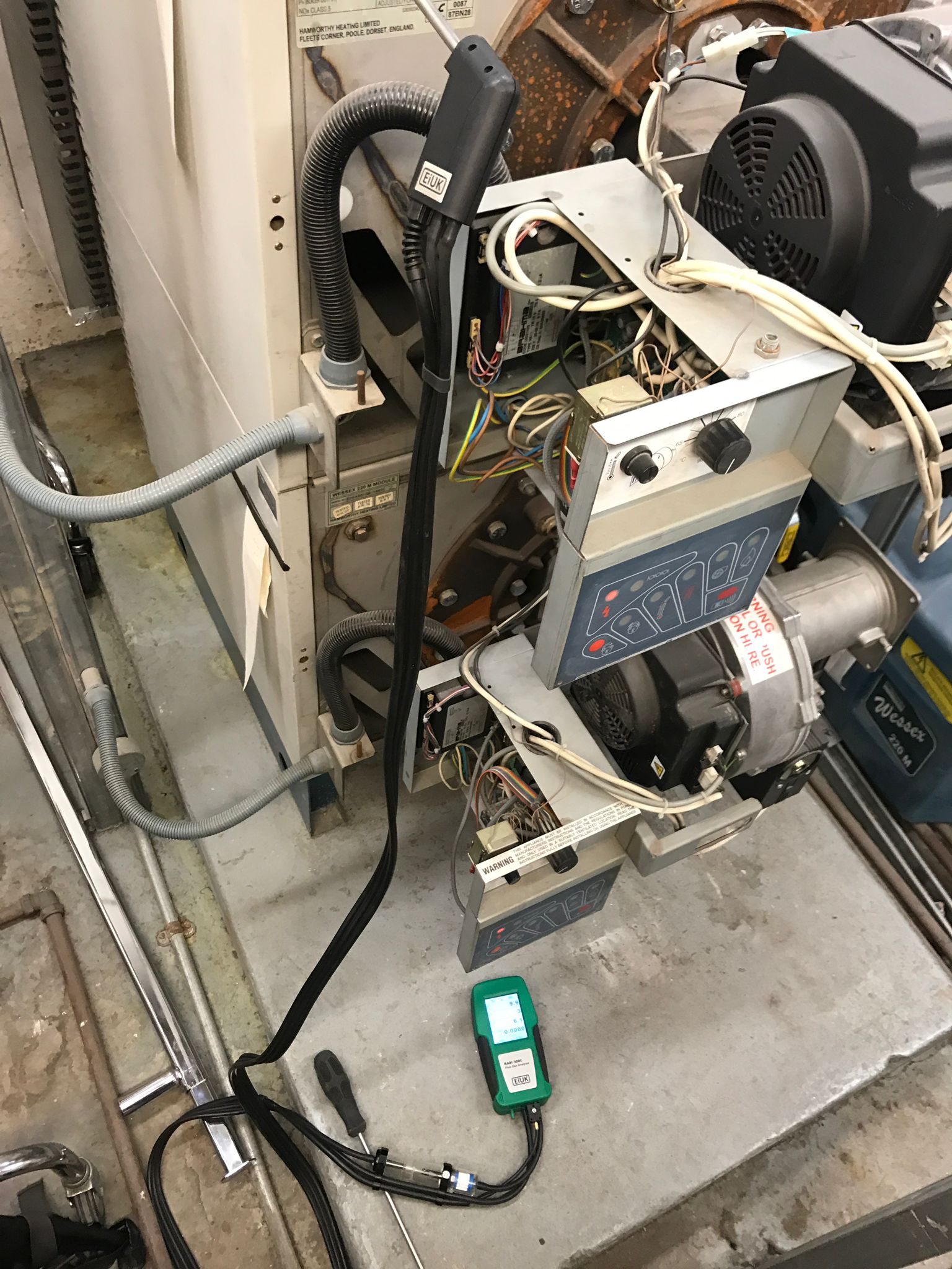 gas safe registered engineer near me Friern Barnet, N11